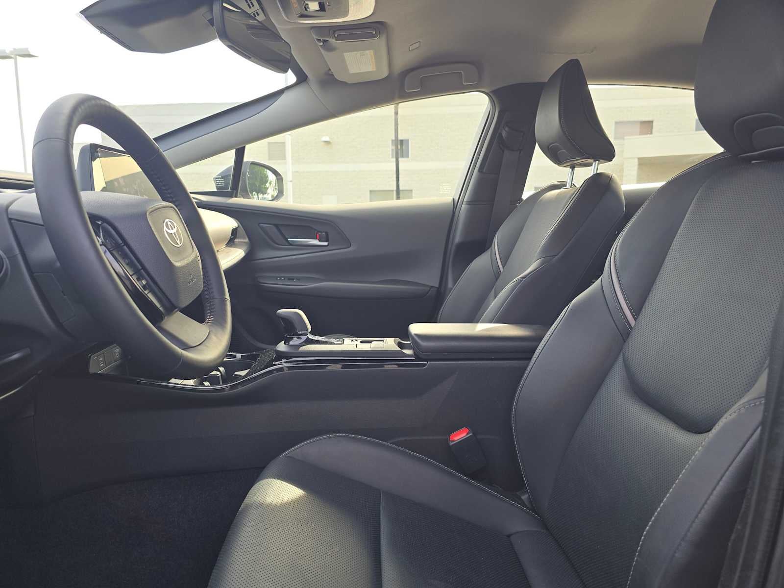 2025 Toyota Prius XLE