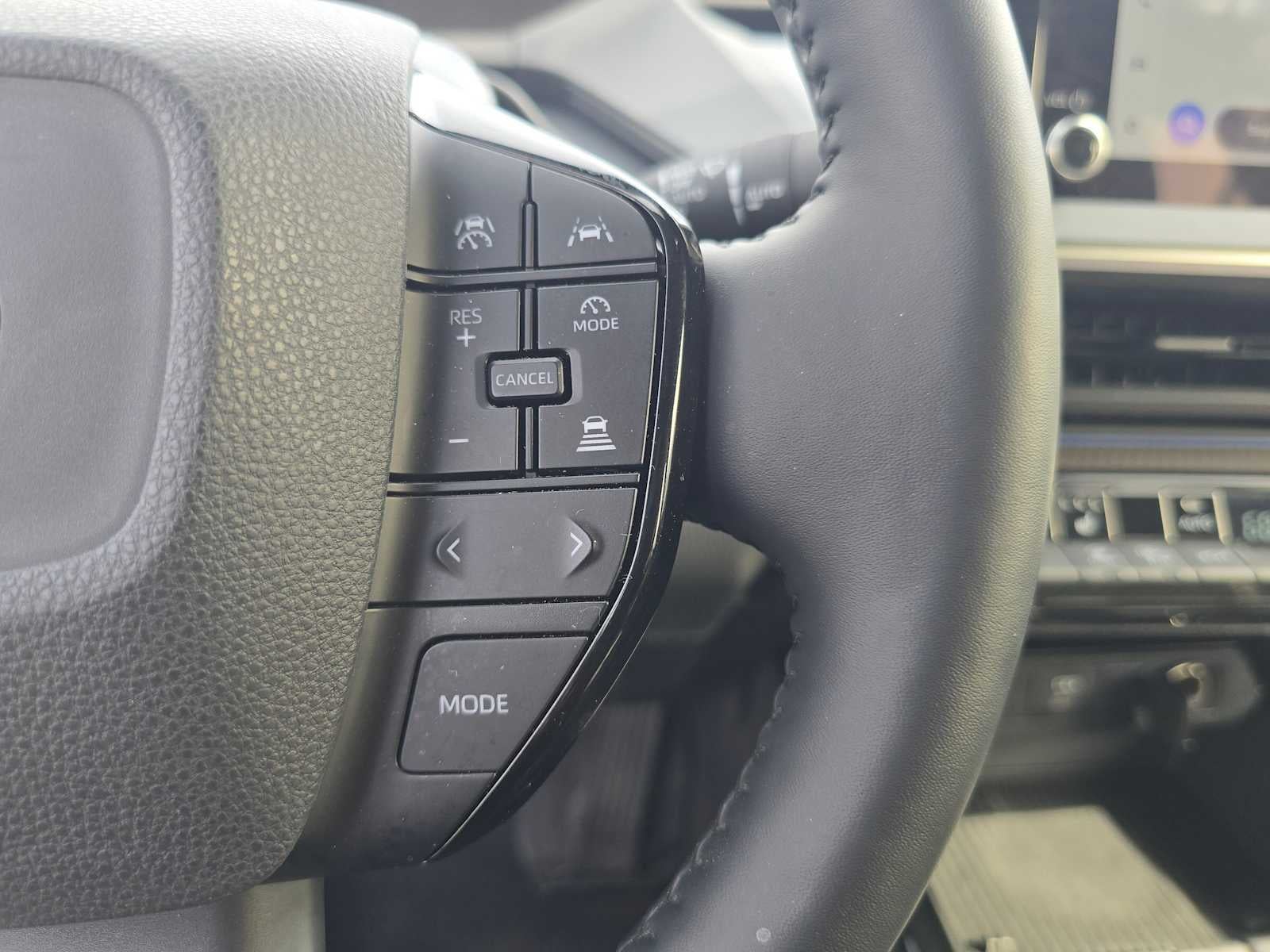 2025 Toyota Prius XLE