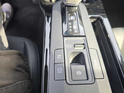 2025 Toyota Prius XLE