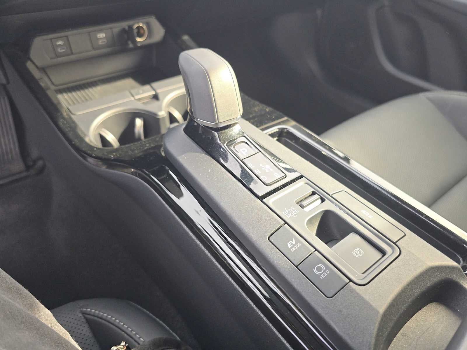 2025 Toyota Prius XLE