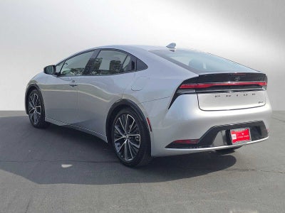 2025 Toyota Prius XLE