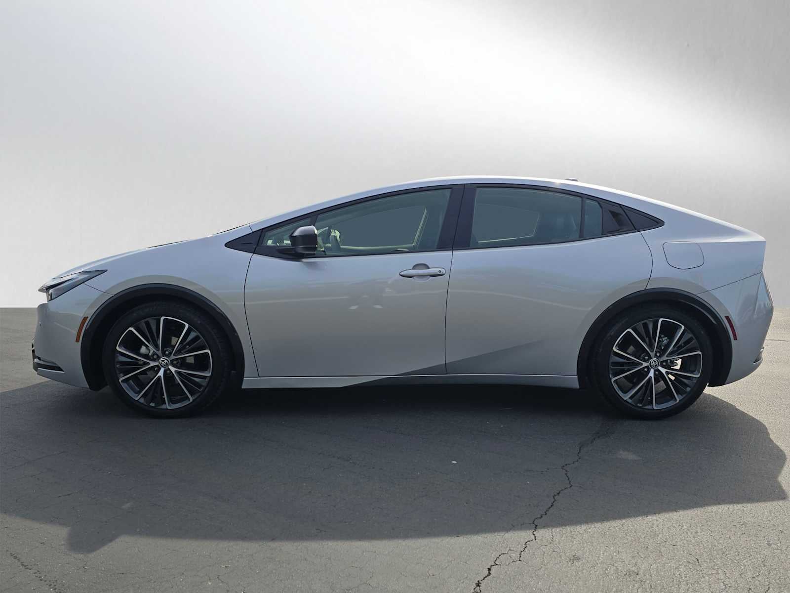 2025 Toyota Prius XLE