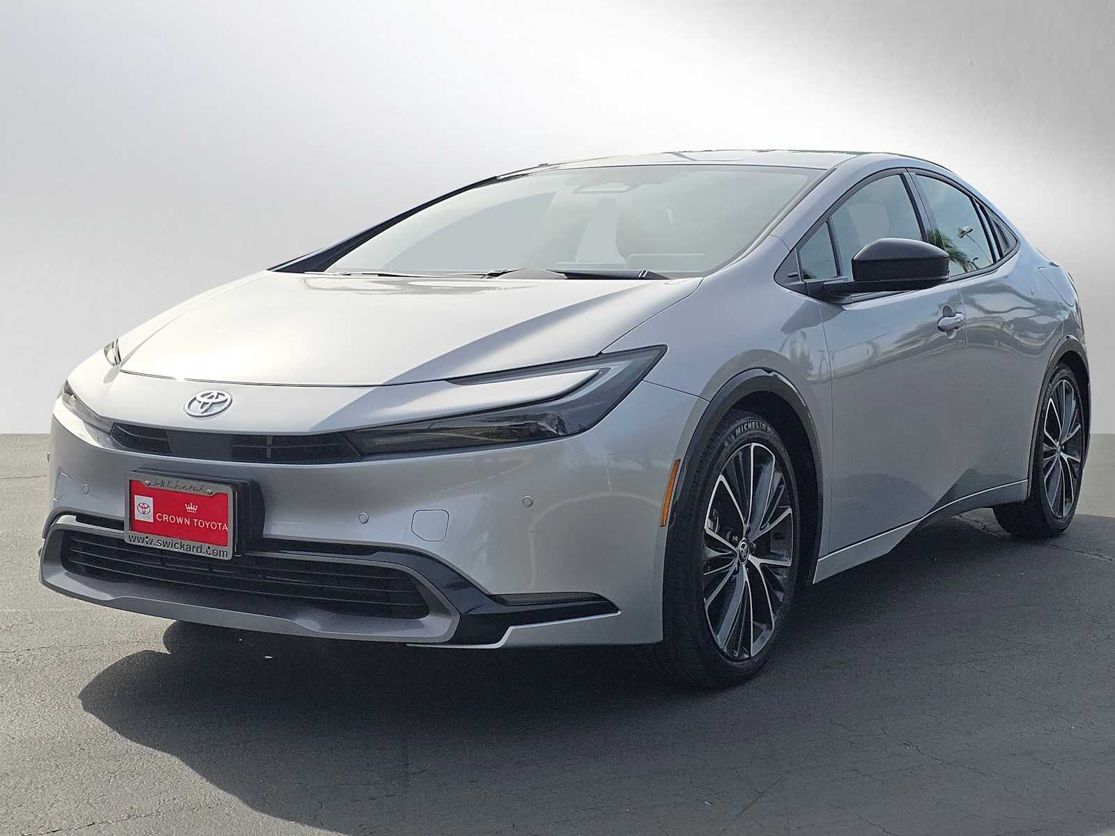 2025 Toyota Prius XLE