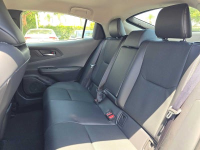 2025 Toyota Prius XLE