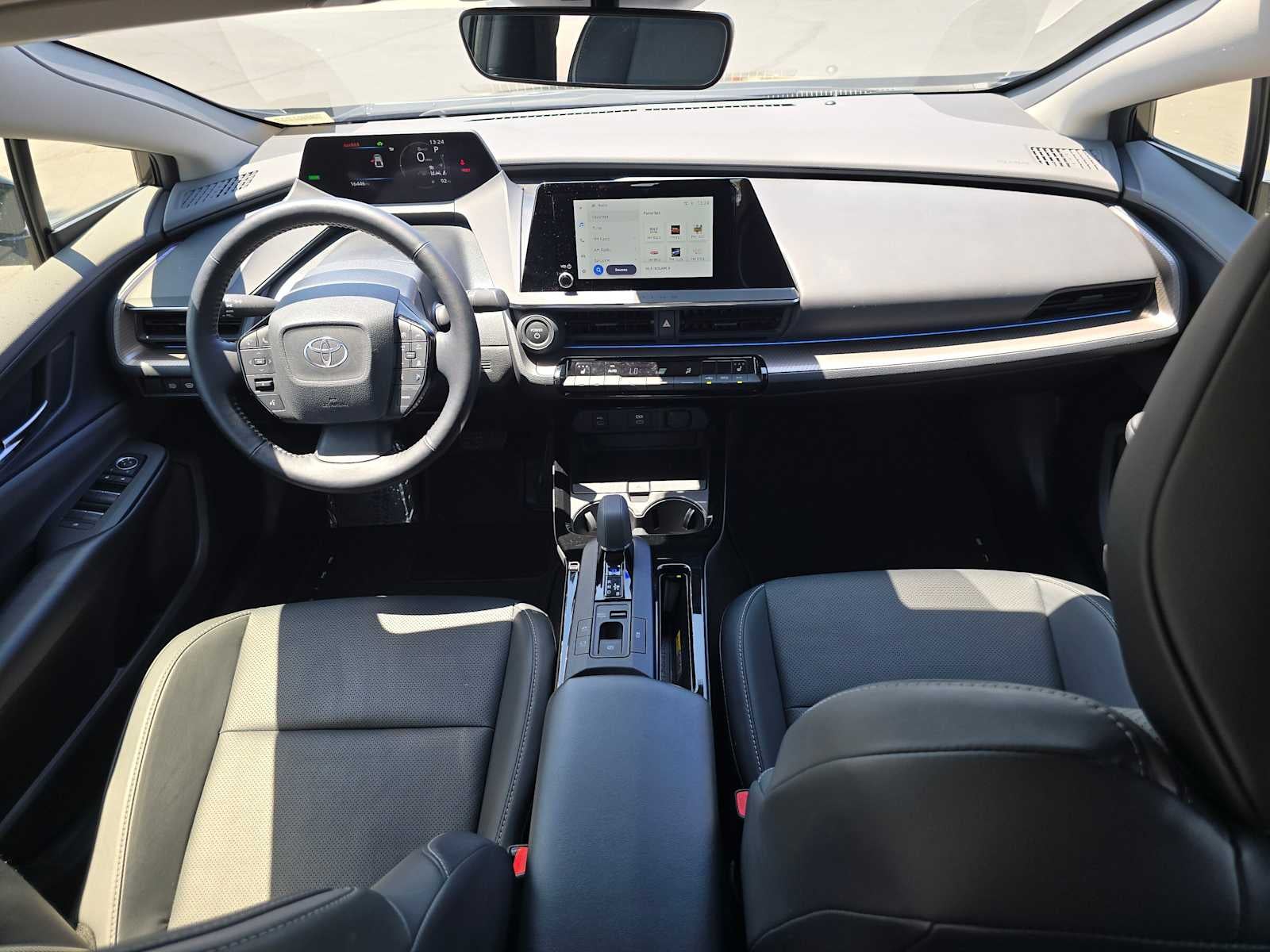2025 Toyota Prius XLE