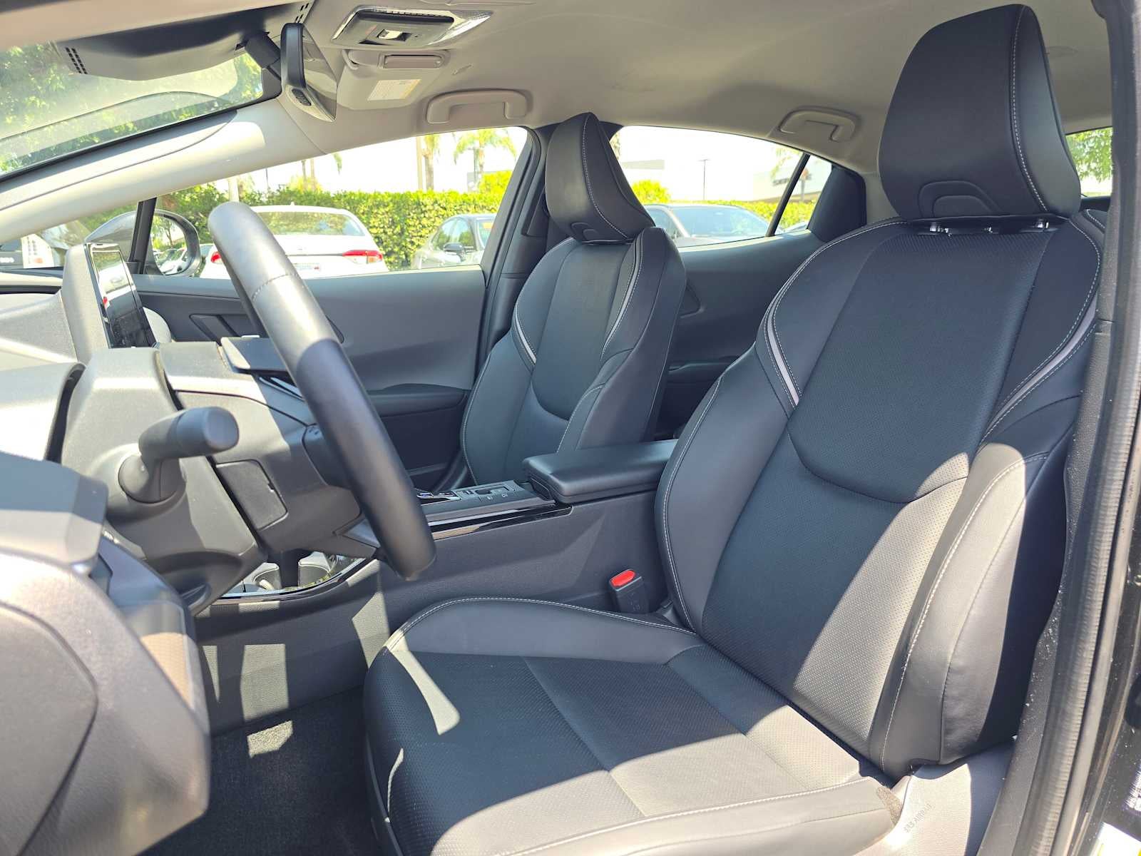 2025 Toyota Prius XLE