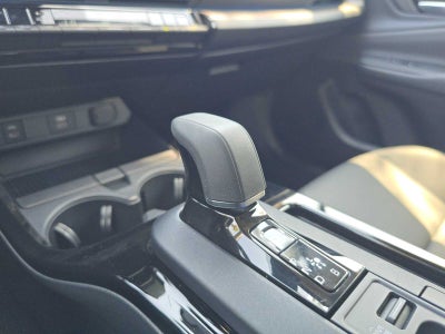 2025 Toyota Prius XLE