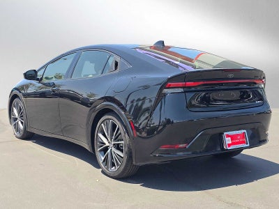 2025 Toyota Prius XLE