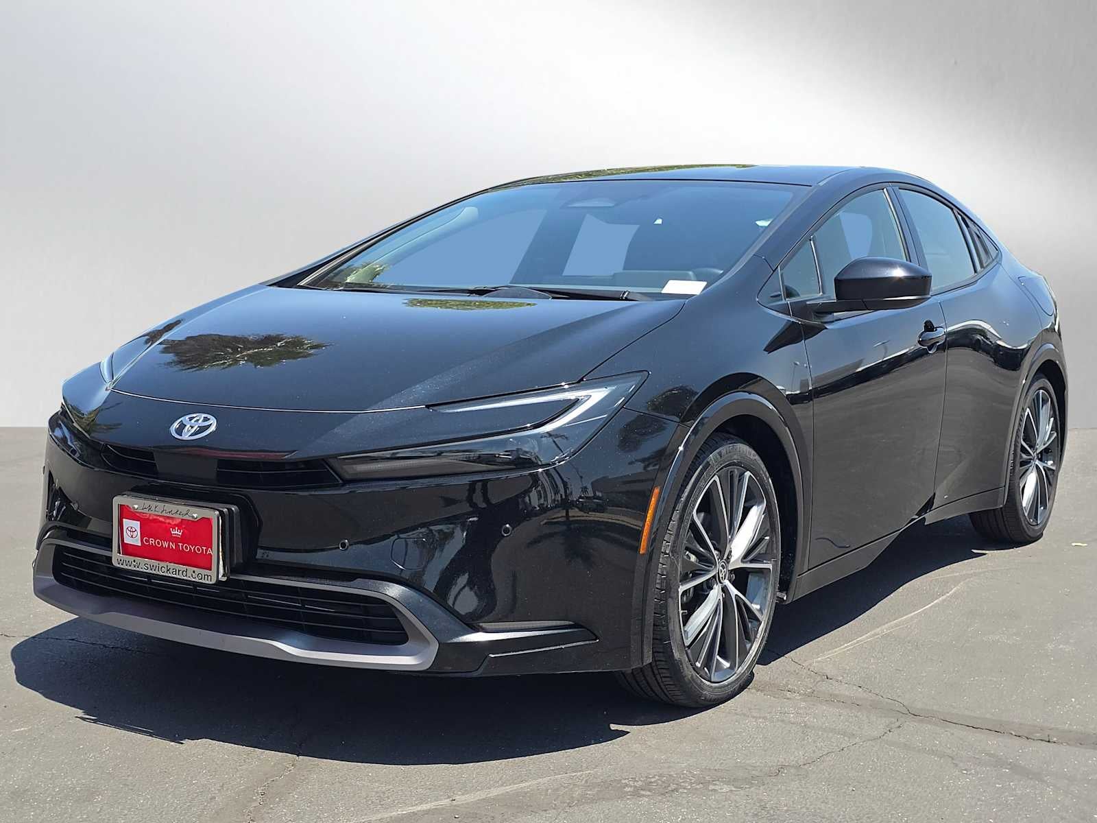 2025 Toyota Prius XLE