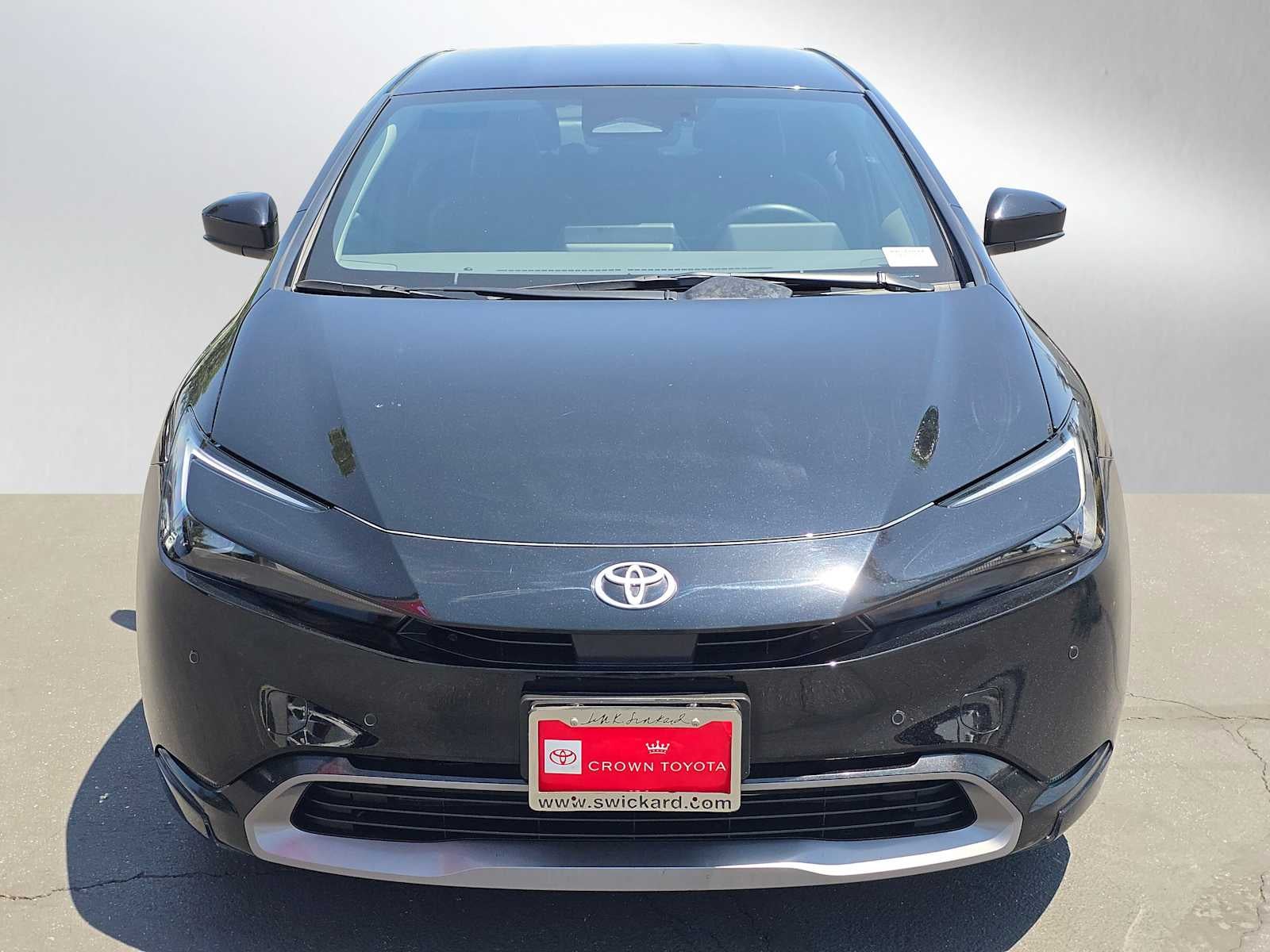 2025 Toyota Prius XLE