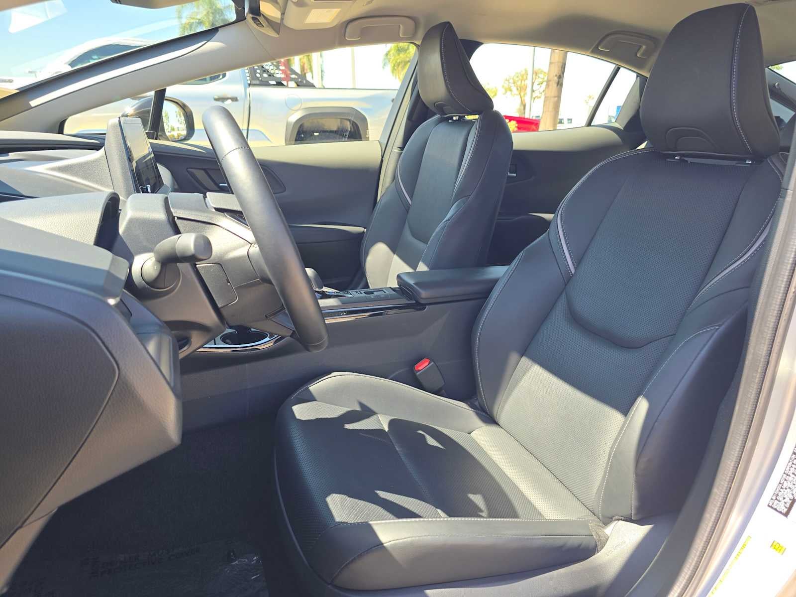 2025 Toyota Prius XLE