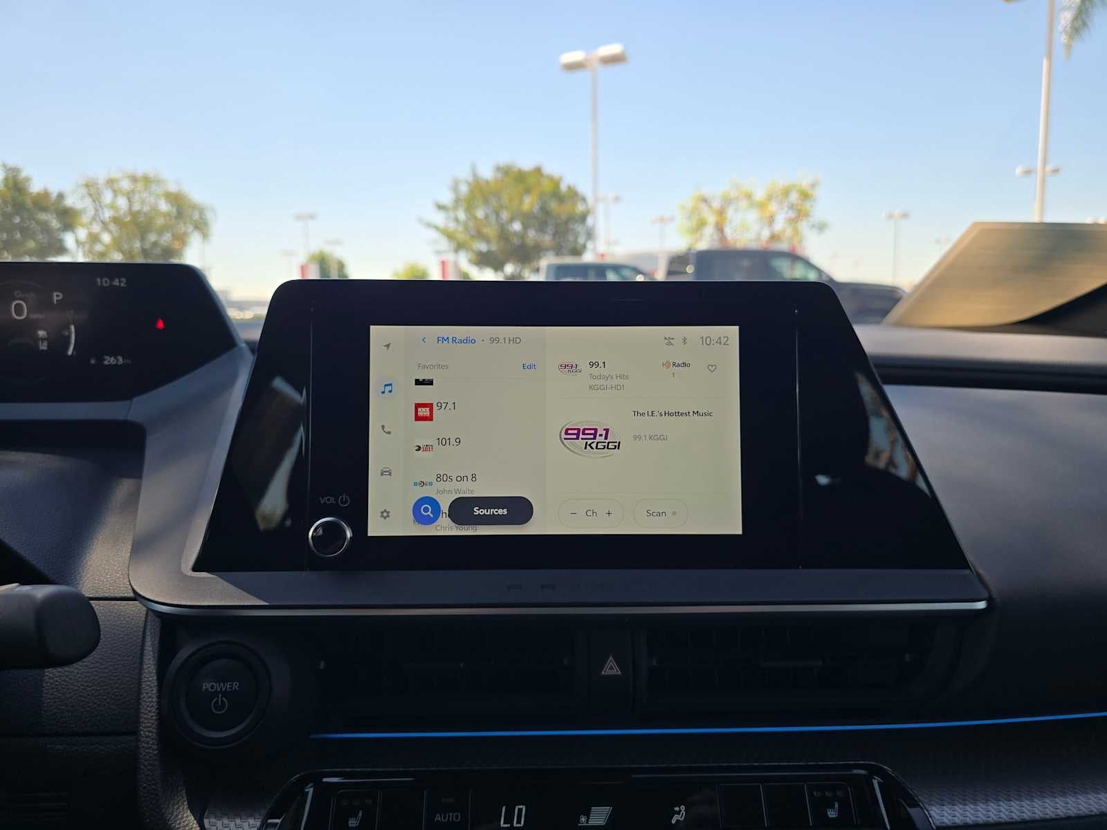 2025 Toyota Prius XLE
