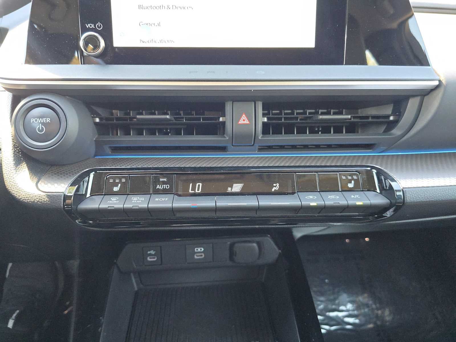 2025 Toyota Prius XLE