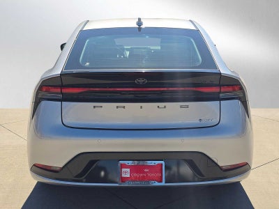 2025 Toyota Prius XLE