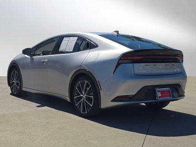 2025 Toyota Prius XLE