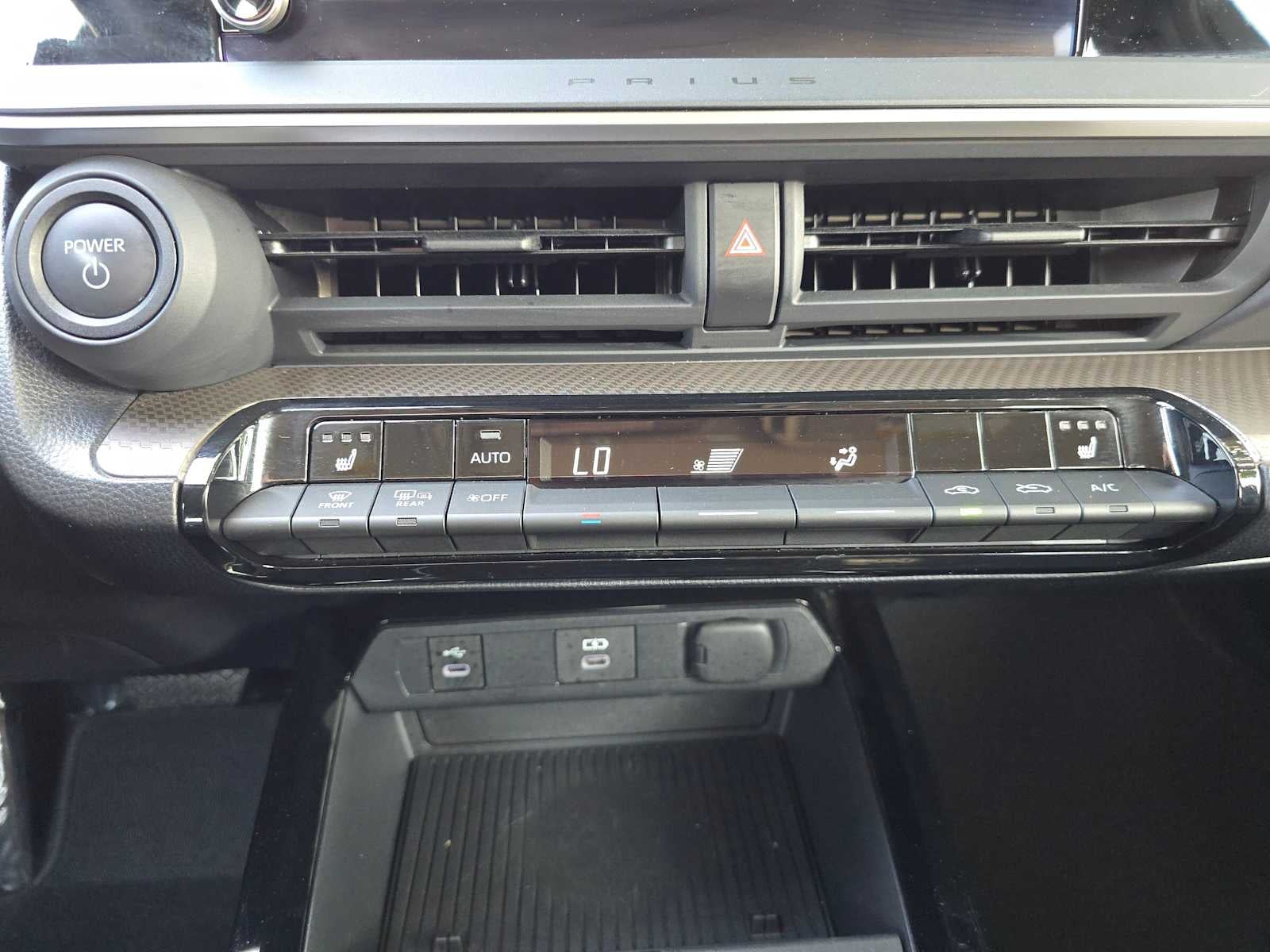 2025 Toyota Prius XLE