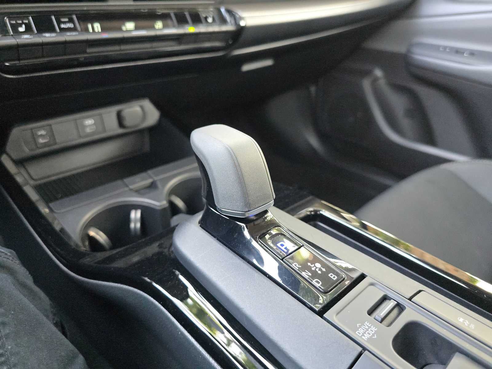 2025 Toyota Prius XLE