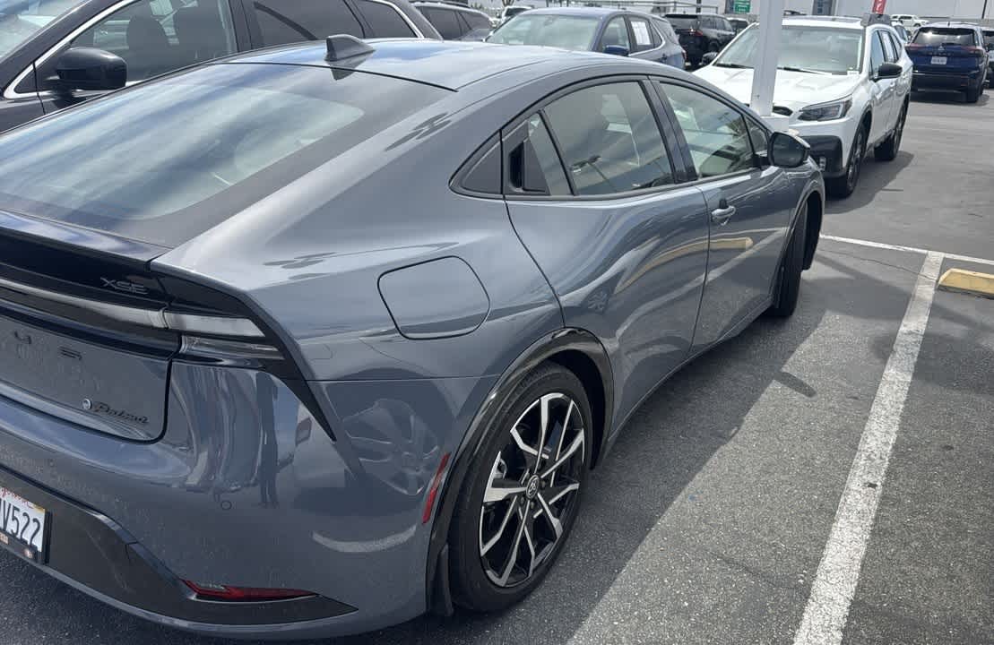 2024 Toyota Prius Prime XSE's photo