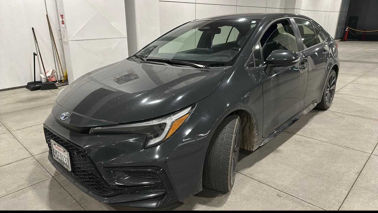 2024 Toyota Corolla Hybrid SE
