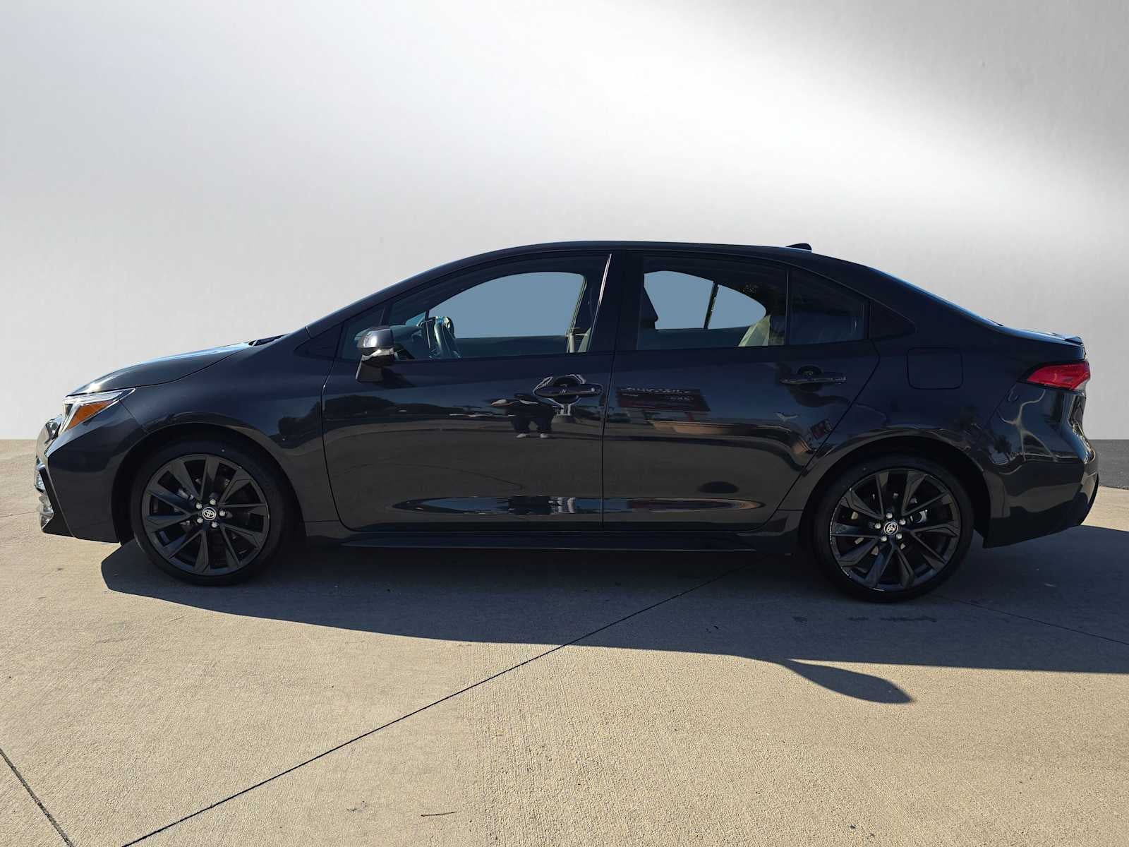 2024 Toyota Corolla Hybrid SE