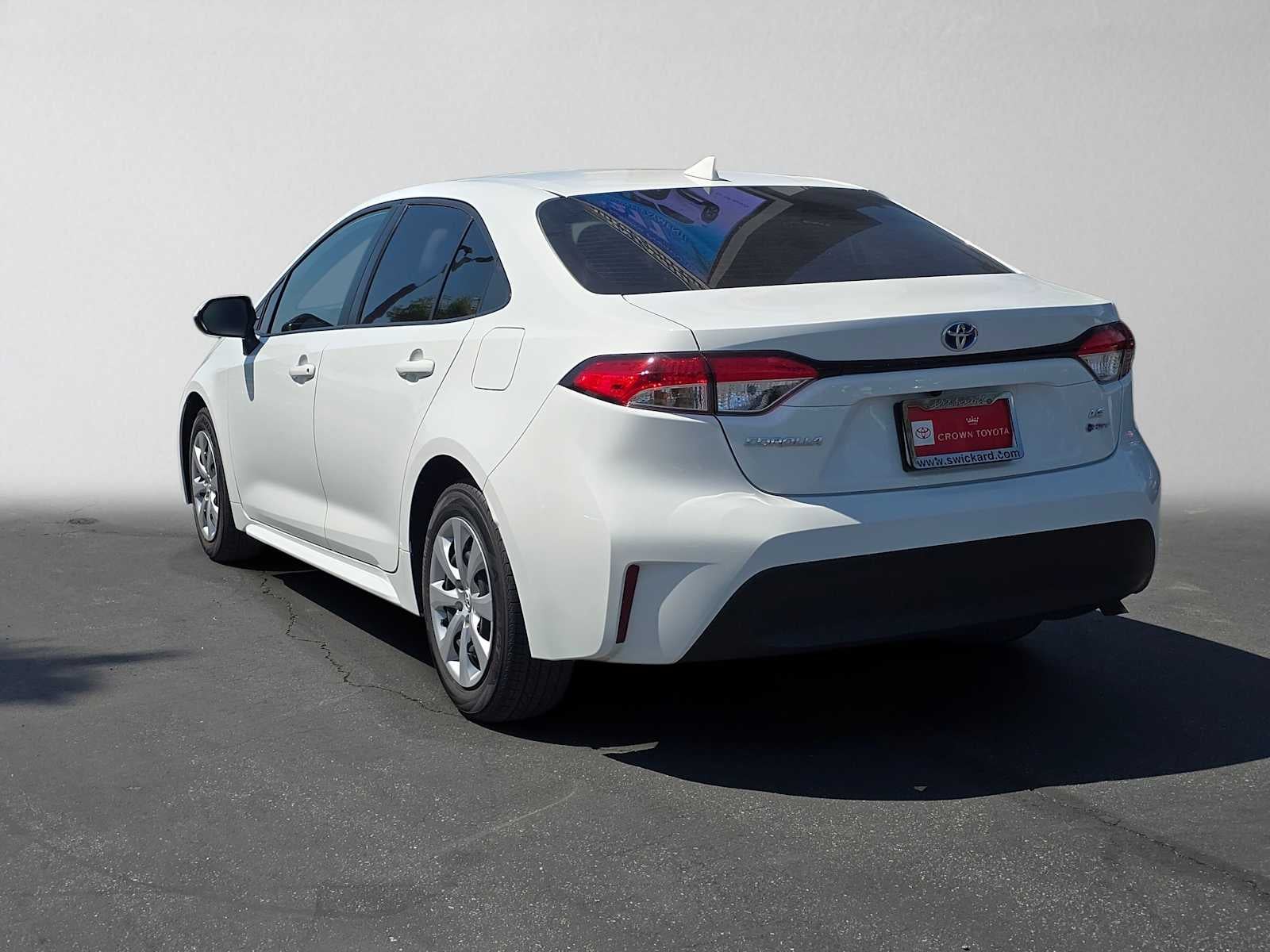 2025 Toyota Corolla Hybrid LE