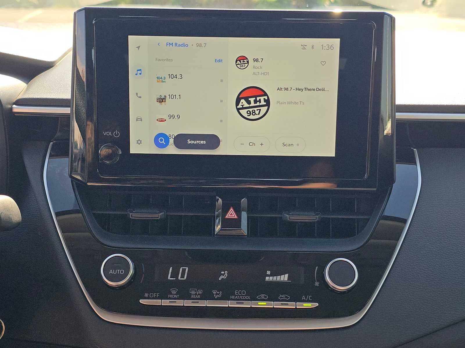 2026 Toyota Corolla Hybrid LE
