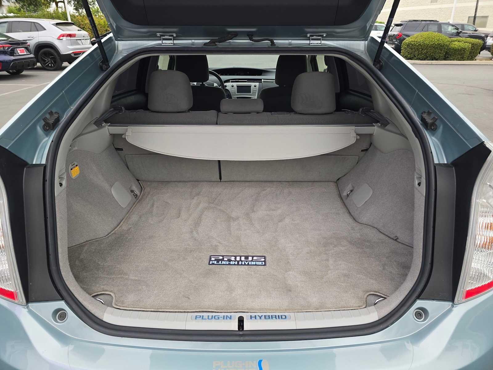 2014 Toyota Prius Plug-In Base