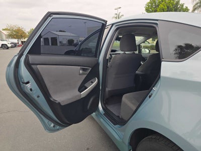 2014 Toyota Prius Plug-In Base