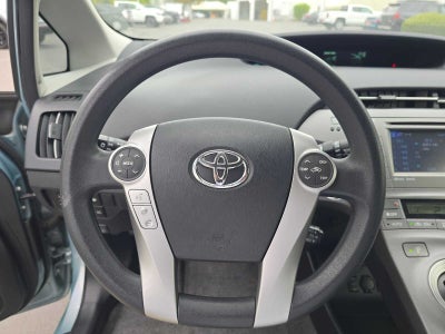 2014 Toyota Prius Plug-In Base