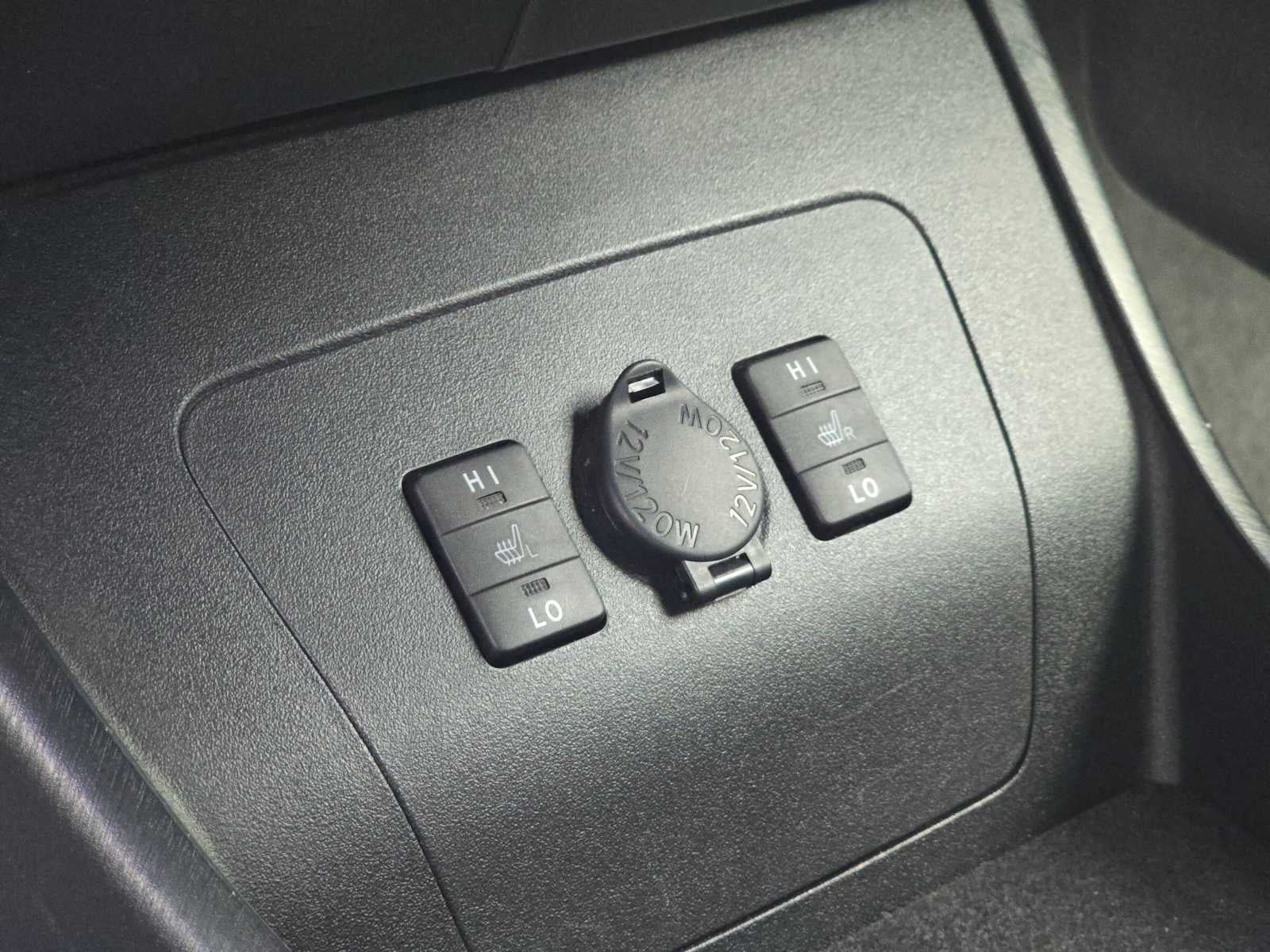 2014 Toyota Prius Plug-In Base