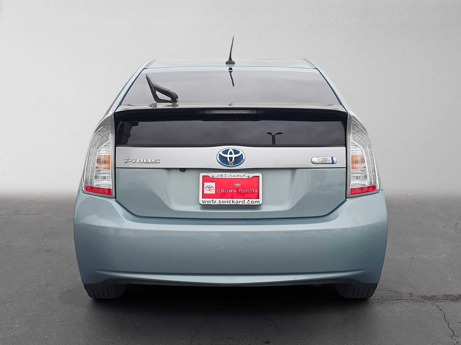 2014 Toyota Prius Plug-In Base