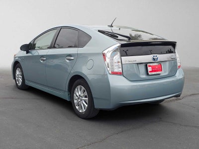 2014 Toyota Prius Plug-In Base