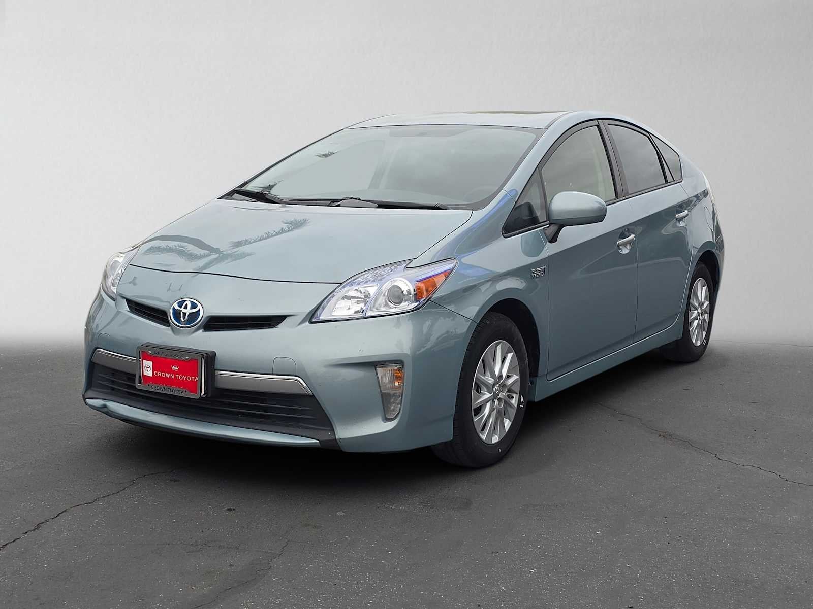 2014 Toyota Prius Plug-In Base