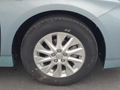 2014 Toyota Prius Plug-In Base