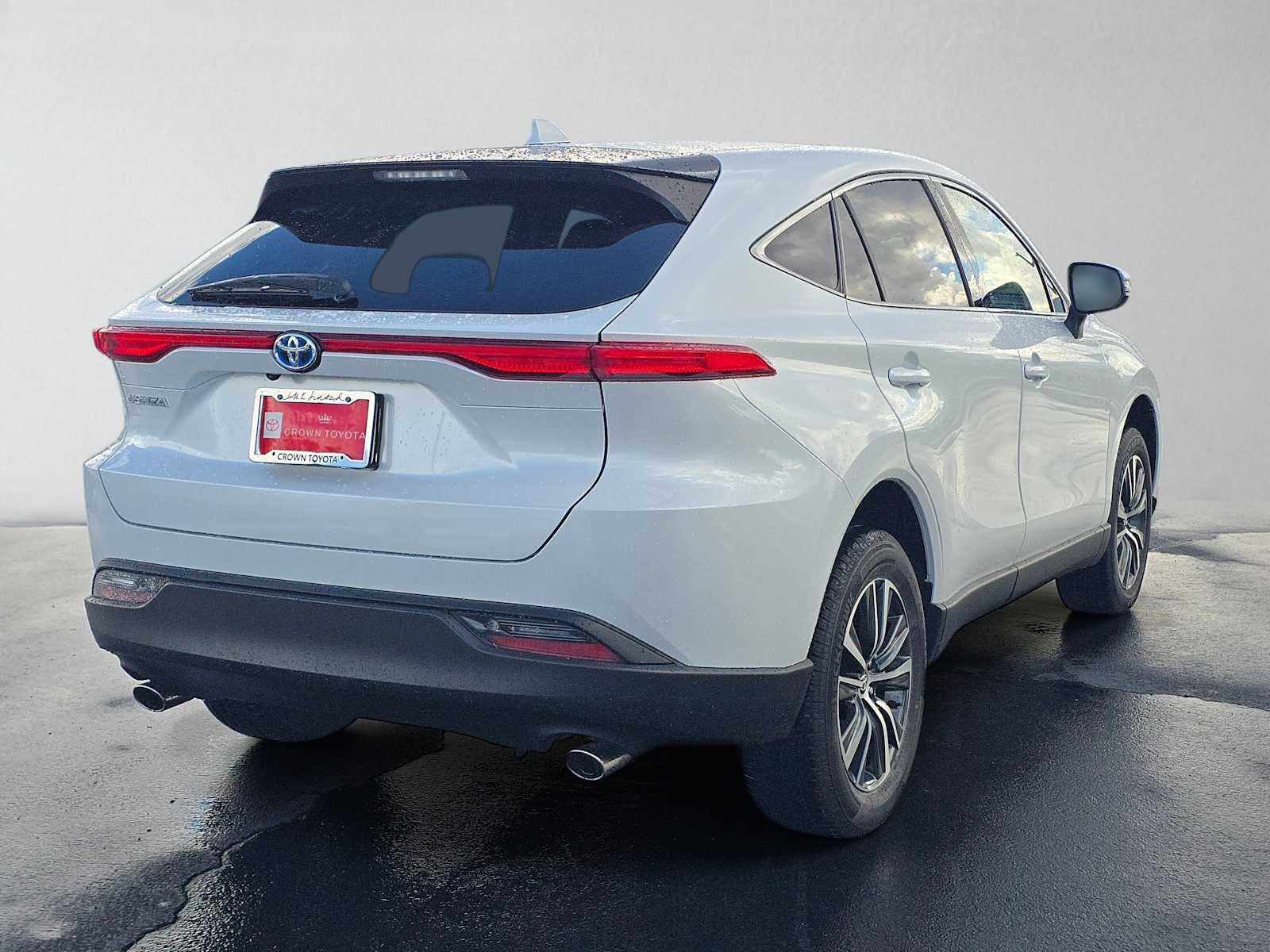 2024 Toyota Venza LE
