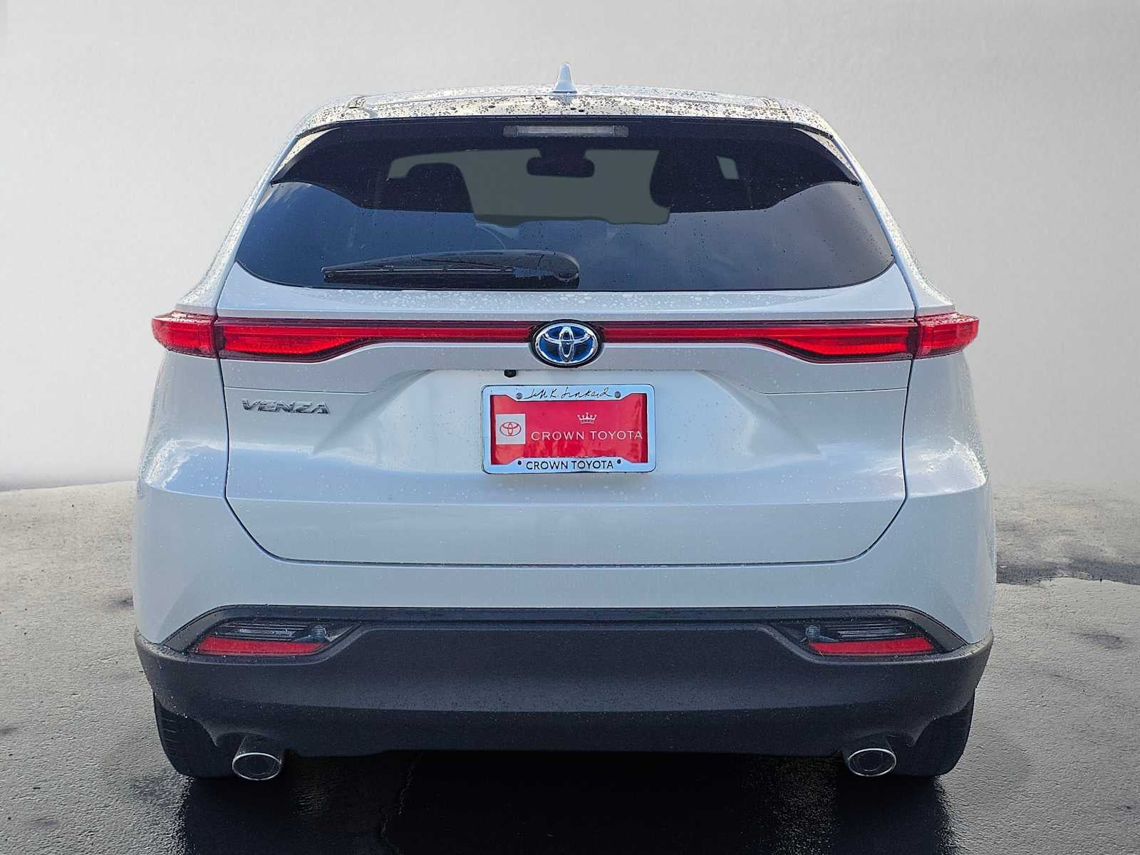 2024 Toyota Venza LE
