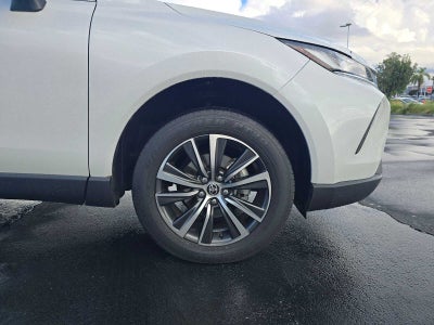 2024 Toyota Venza LE