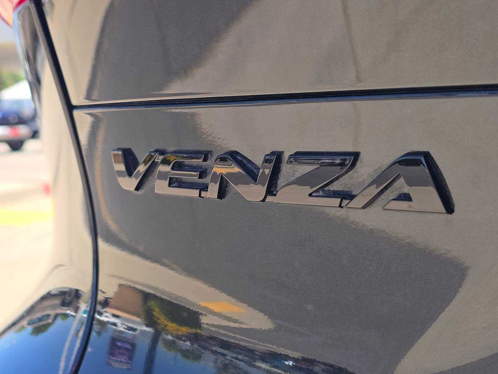 2023 Toyota Venza Nightshade