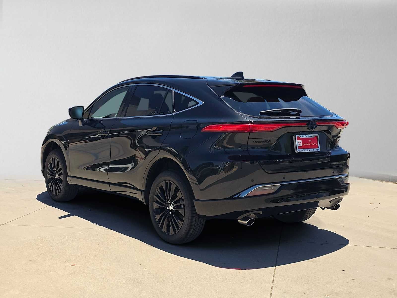 2023 Toyota Venza Nightshade