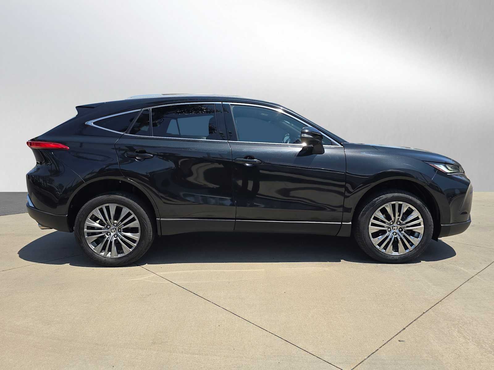 2024 Toyota Venza XLE