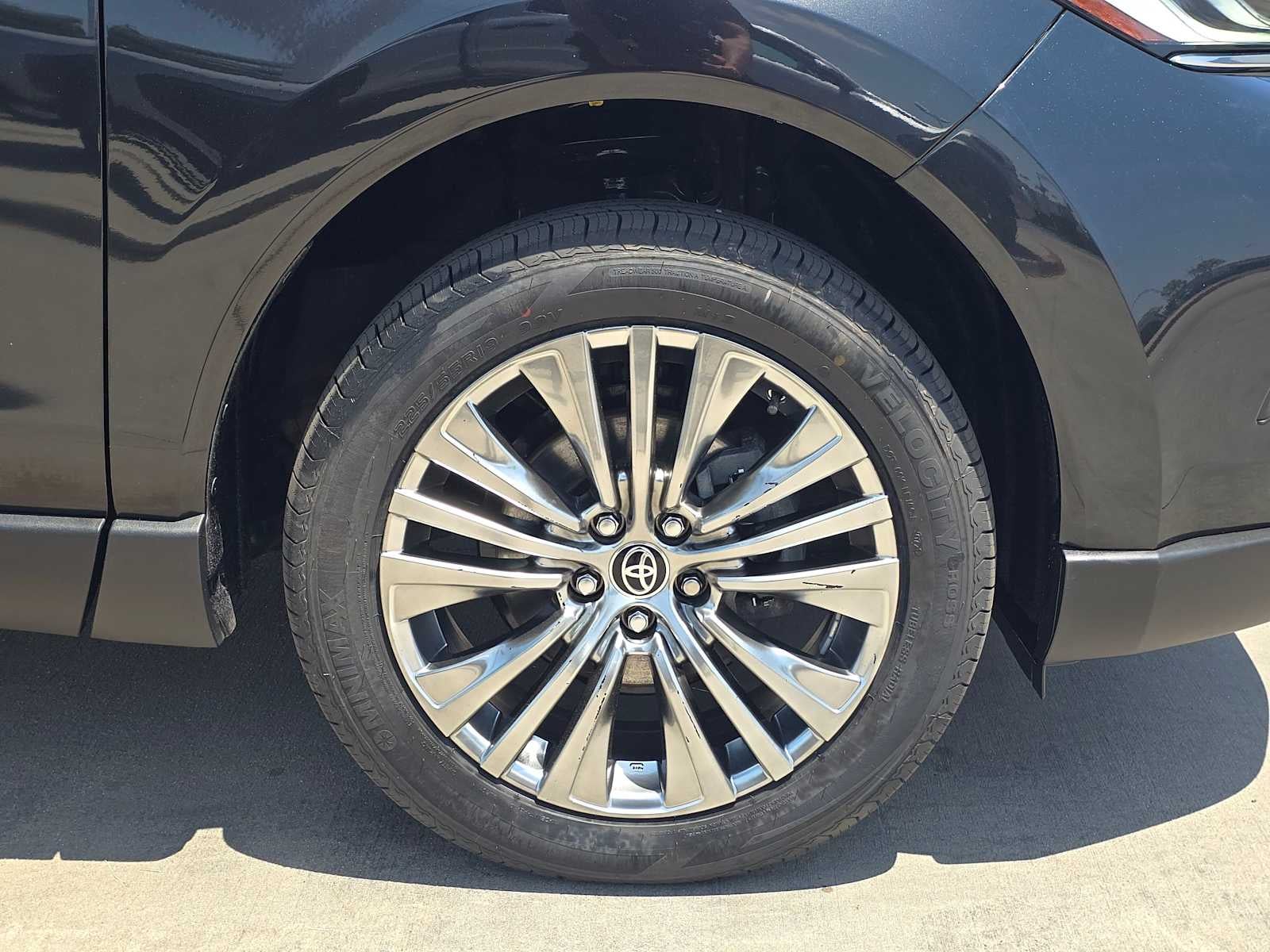 2024 Toyota Venza XLE