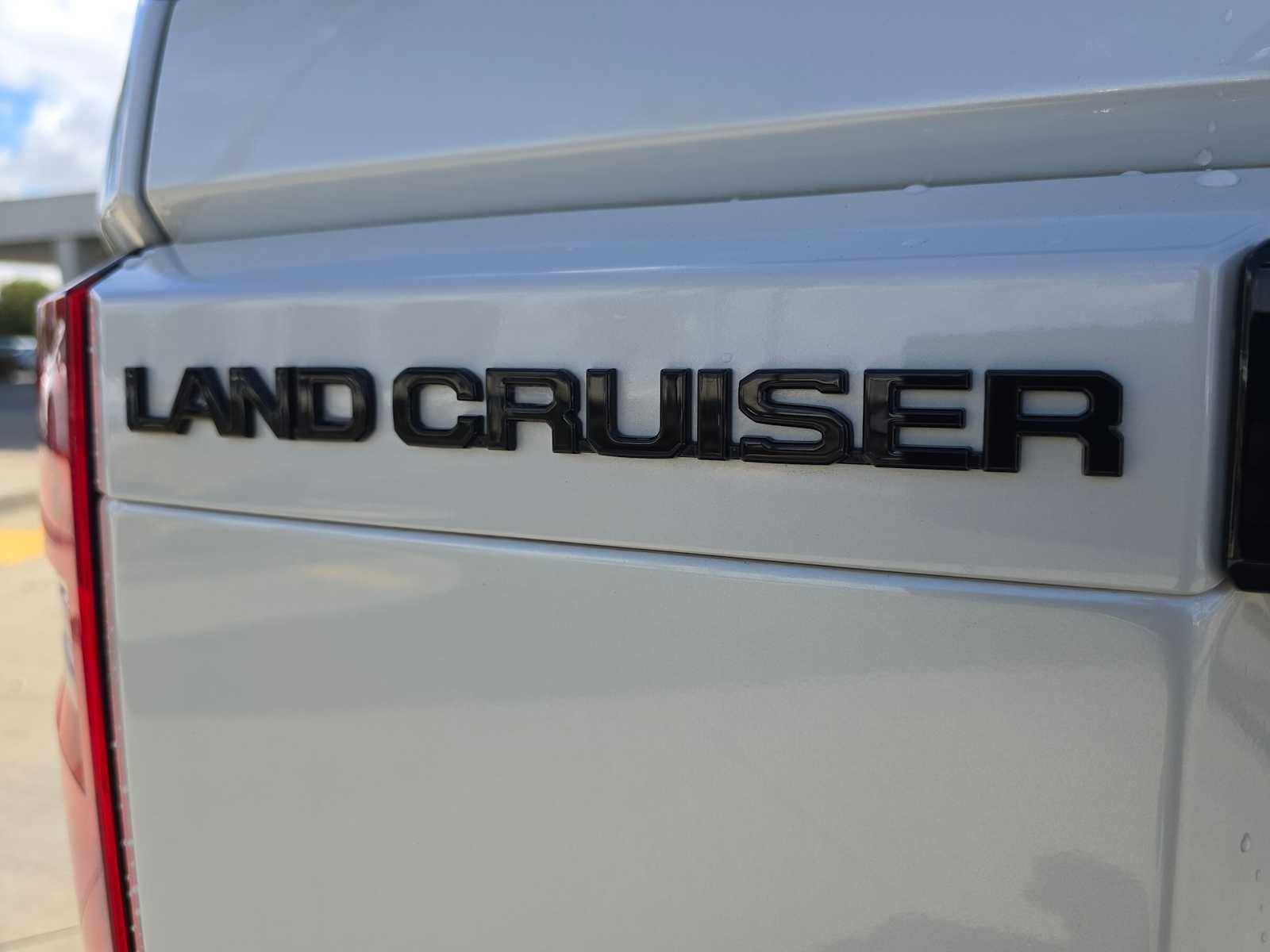 2025 Toyota Land Cruiser Base