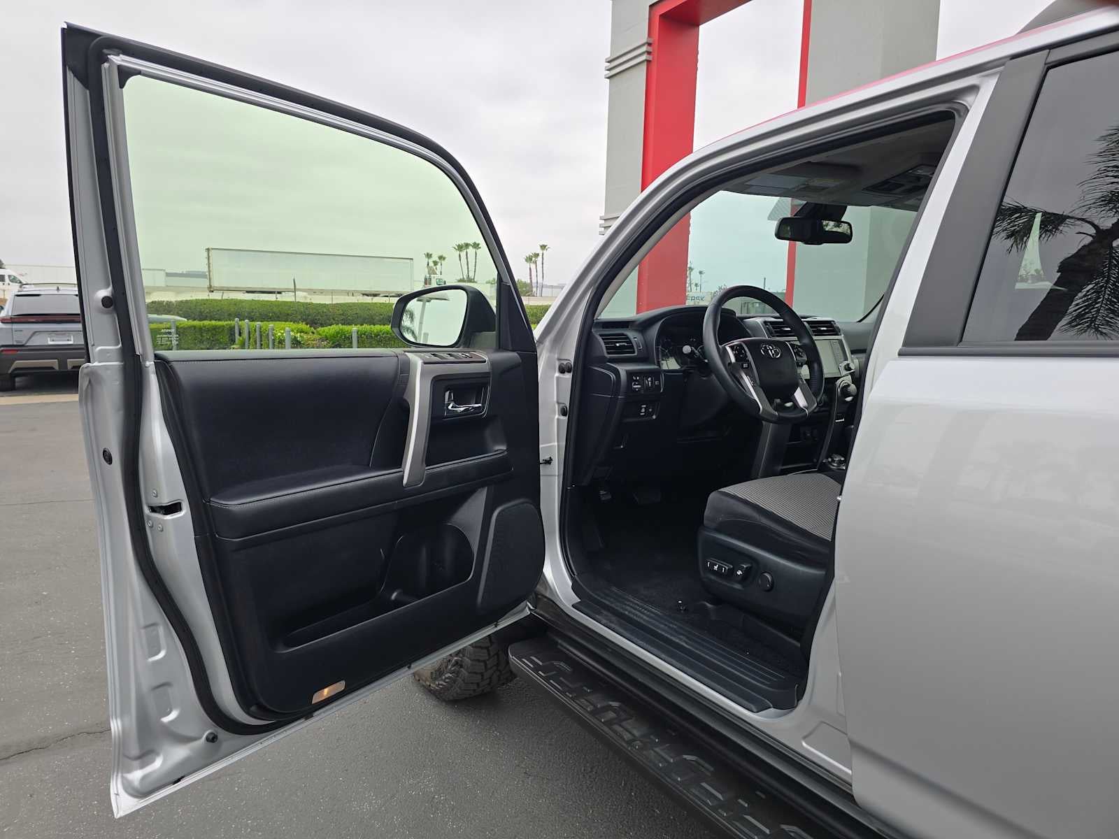 2024 Toyota 4Runner SR5 - Photo 19