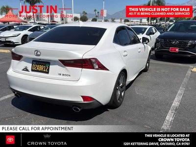 2016 Lexus IS 200t 
