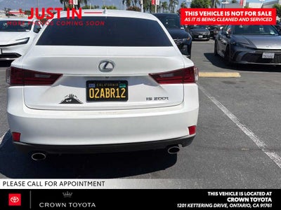 2016 Lexus IS 200t 