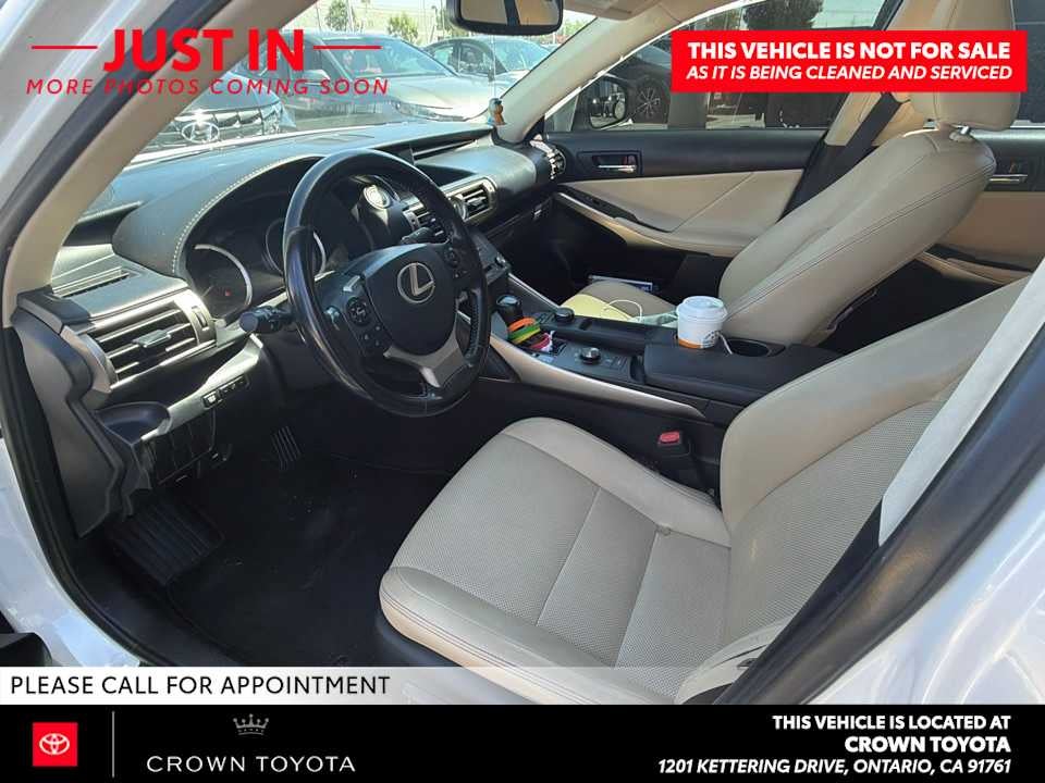 2016 Lexus IS 200t 