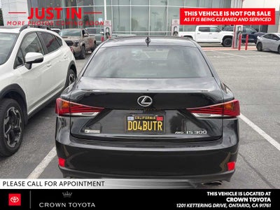 2017 Lexus IS 300 
