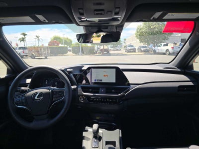 2025 Lexus UX 