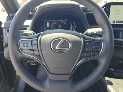 2025 Lexus UX 