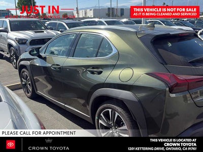 2025 Lexus UX 